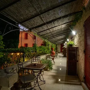 Les Orangers Hotel
