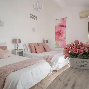 Le Mediterranee Hotel