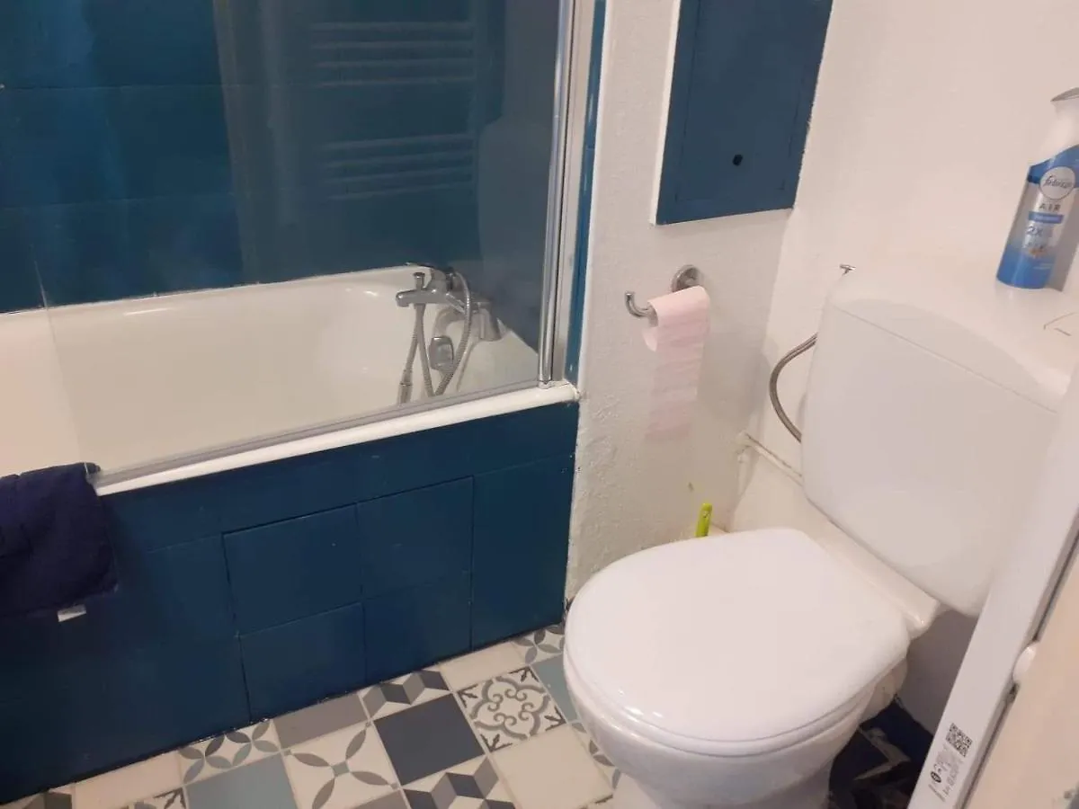 Studio 4 Personnes Avec Vue Sur Le Port Apartment Hyeres
